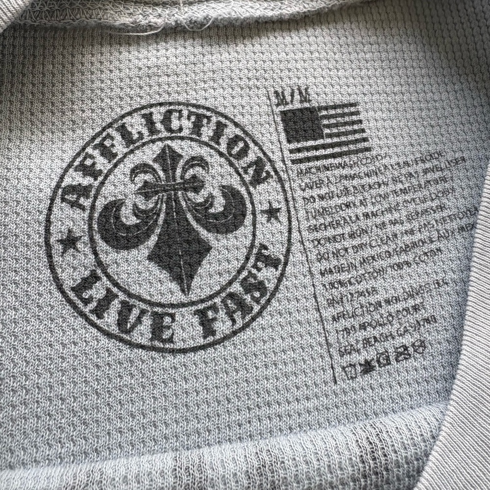 Affliction Men’s Medium Grey Crew Neck Long Sleeve Bird With Wings Thermal Tee - Picture 3 of 4